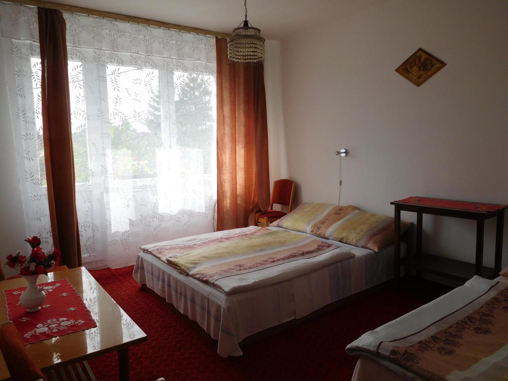 Napfeny Vendeghaz Apartment Miskolc Bagian luar foto