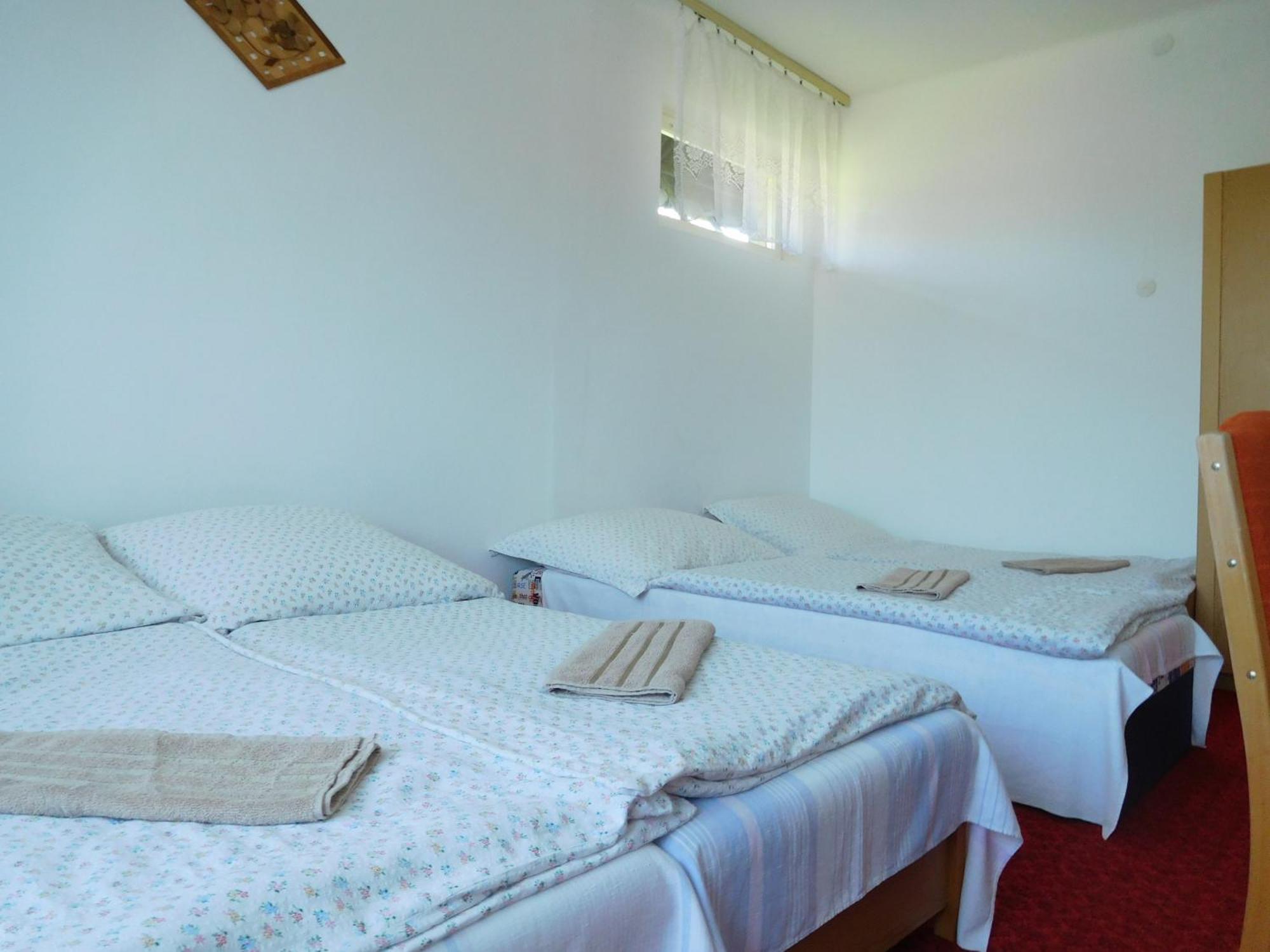 Napfeny Vendeghaz Apartment Miskolc Bagian luar foto