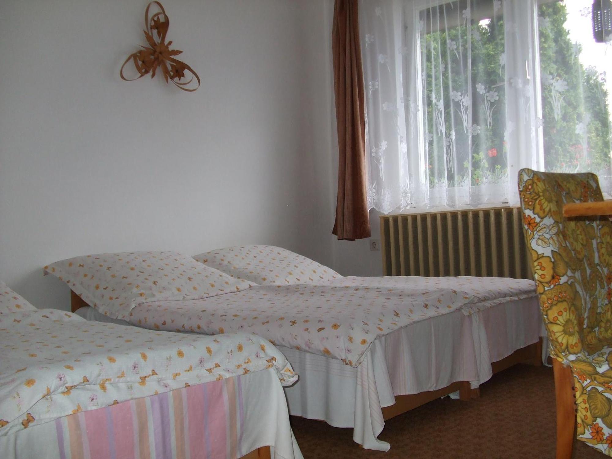 Napfeny Vendeghaz Apartment Miskolc Bagian luar foto
