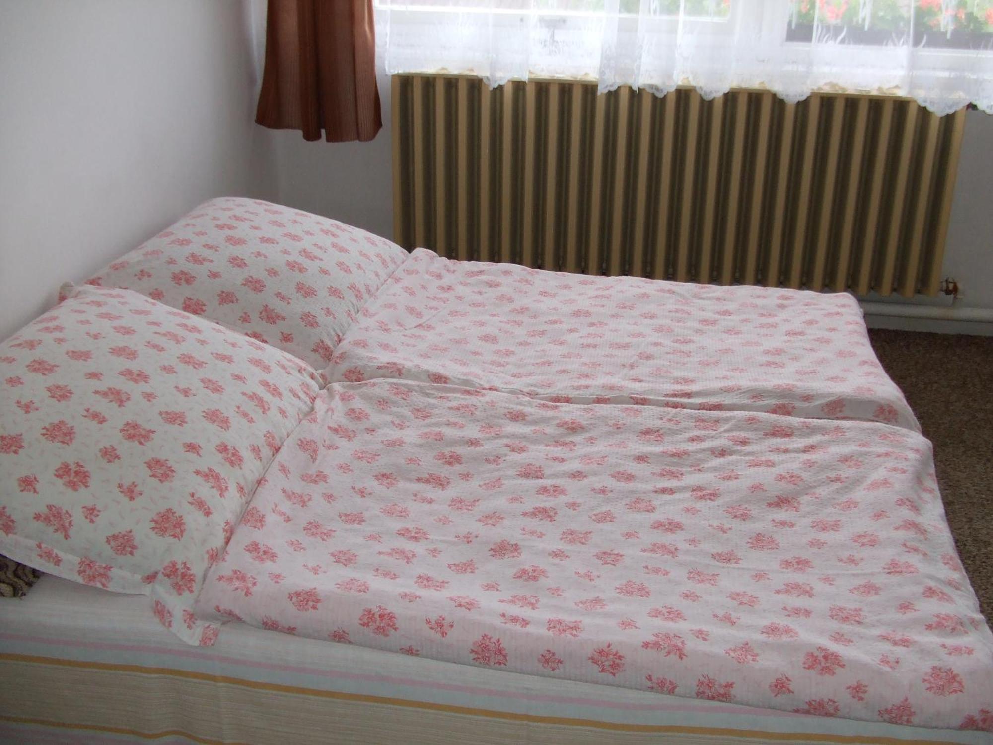 Napfeny Vendeghaz Apartment Miskolc Bagian luar foto